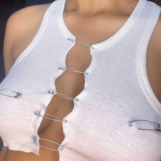 Piercing sân