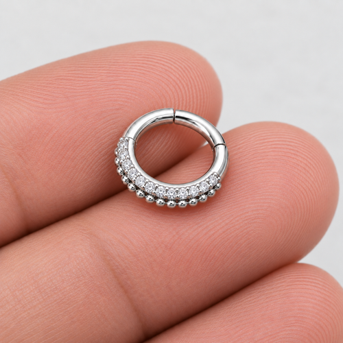 Piercing clicker cu cristale și margine cu bilute