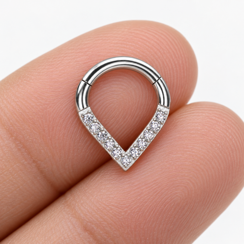 Piercing argintiu titan in forma de lacrima cu cristale transparente