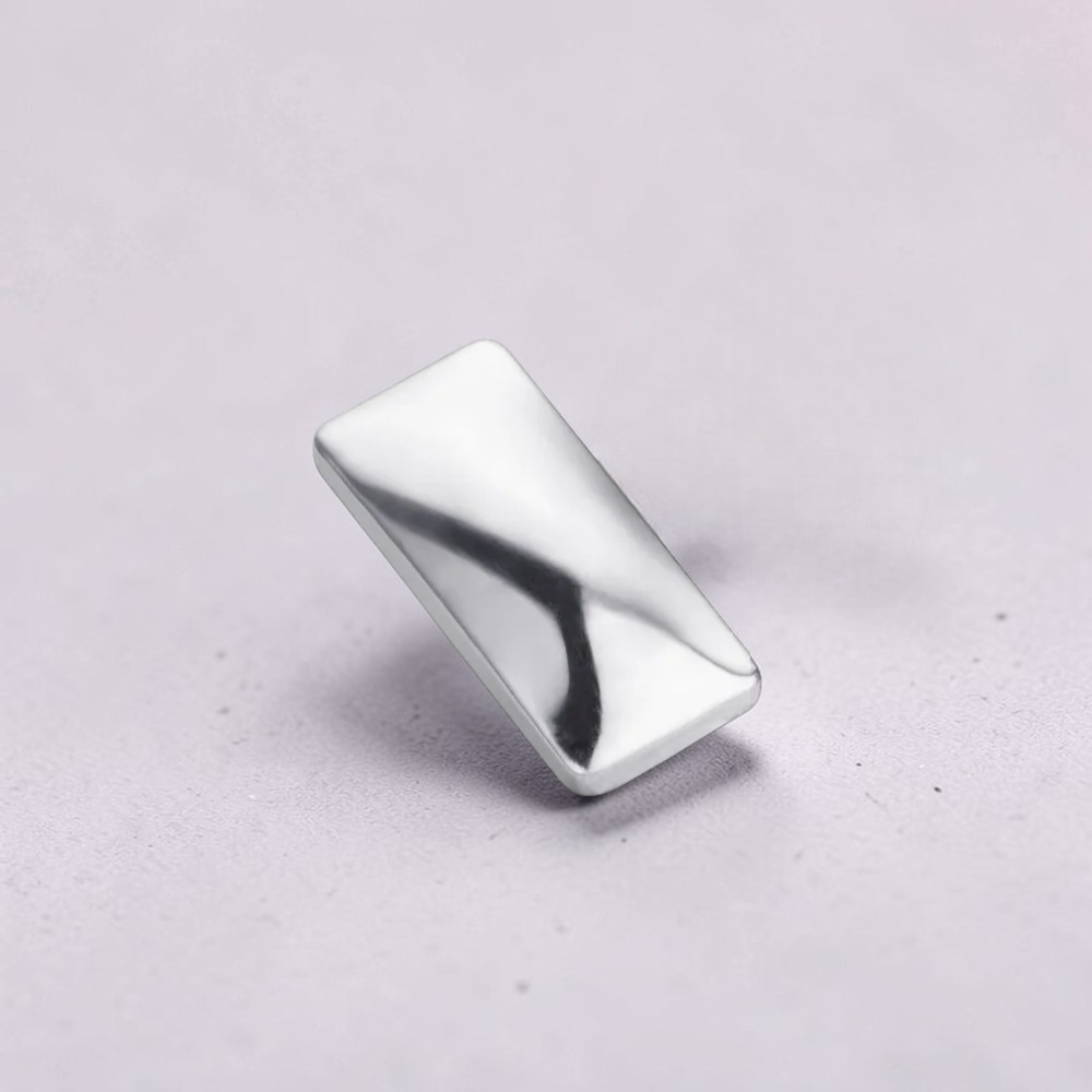 Labret titan argintiu dreptunghi minimalist convex