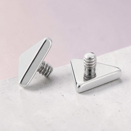 Labret argintiu titan filet intern triunghi minimalist